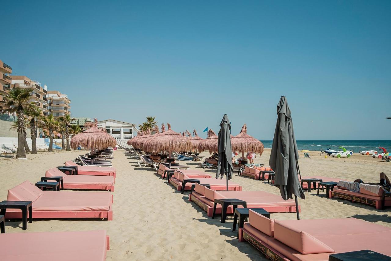 On Oceanfront Adults Designed Hotel 4*