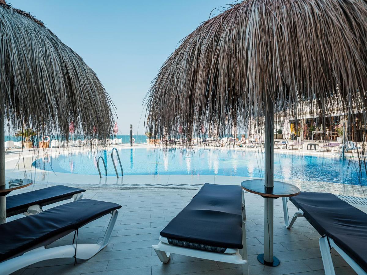On Oceanfront Adults Designed
