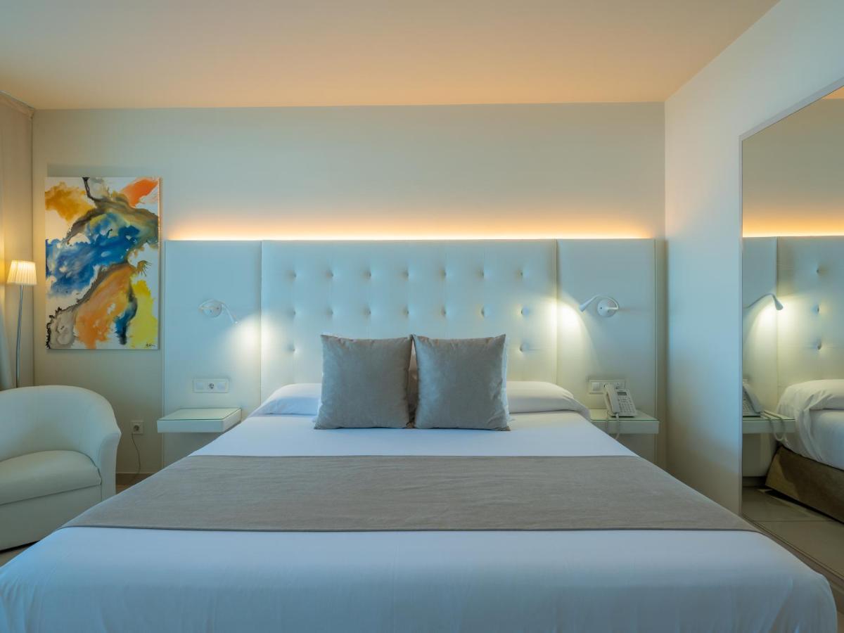 On Oceanfront Adults Designed 4* Matalascañas